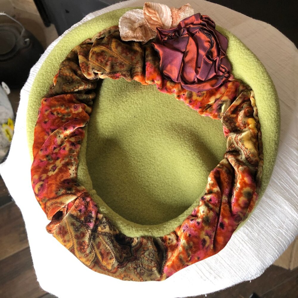 Lovely, Preowned "Danali's Originals" Ladies Hat! - Picture 7 of 8